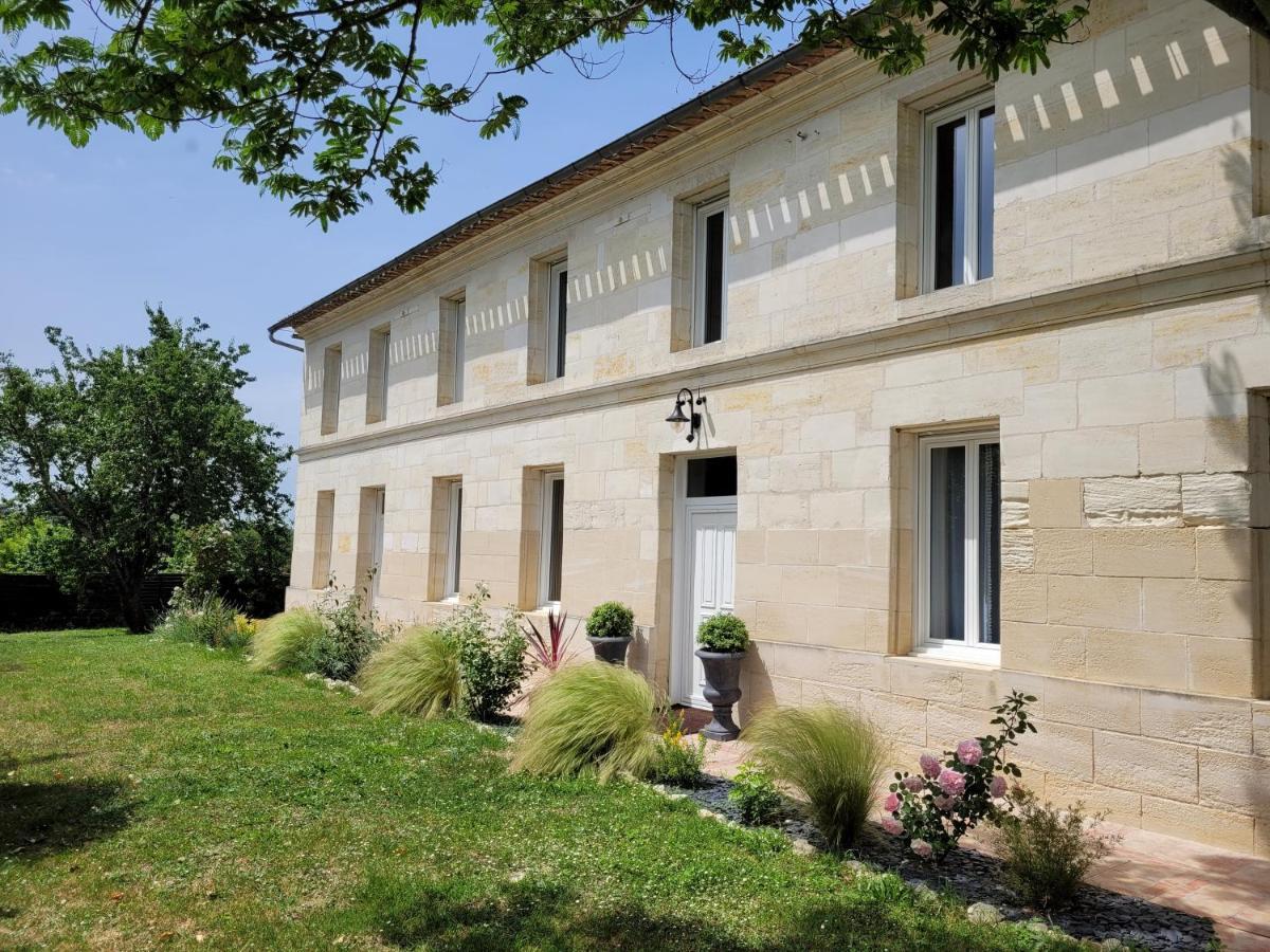 Chambre Merlot, Piscine Et Spa, Proche St Emilion Lugon et l'Ile du Carney Exterior photo